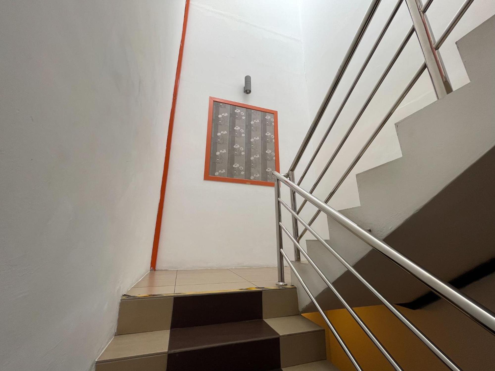 1 Hotel Mahkota Cheras Buitenkant foto