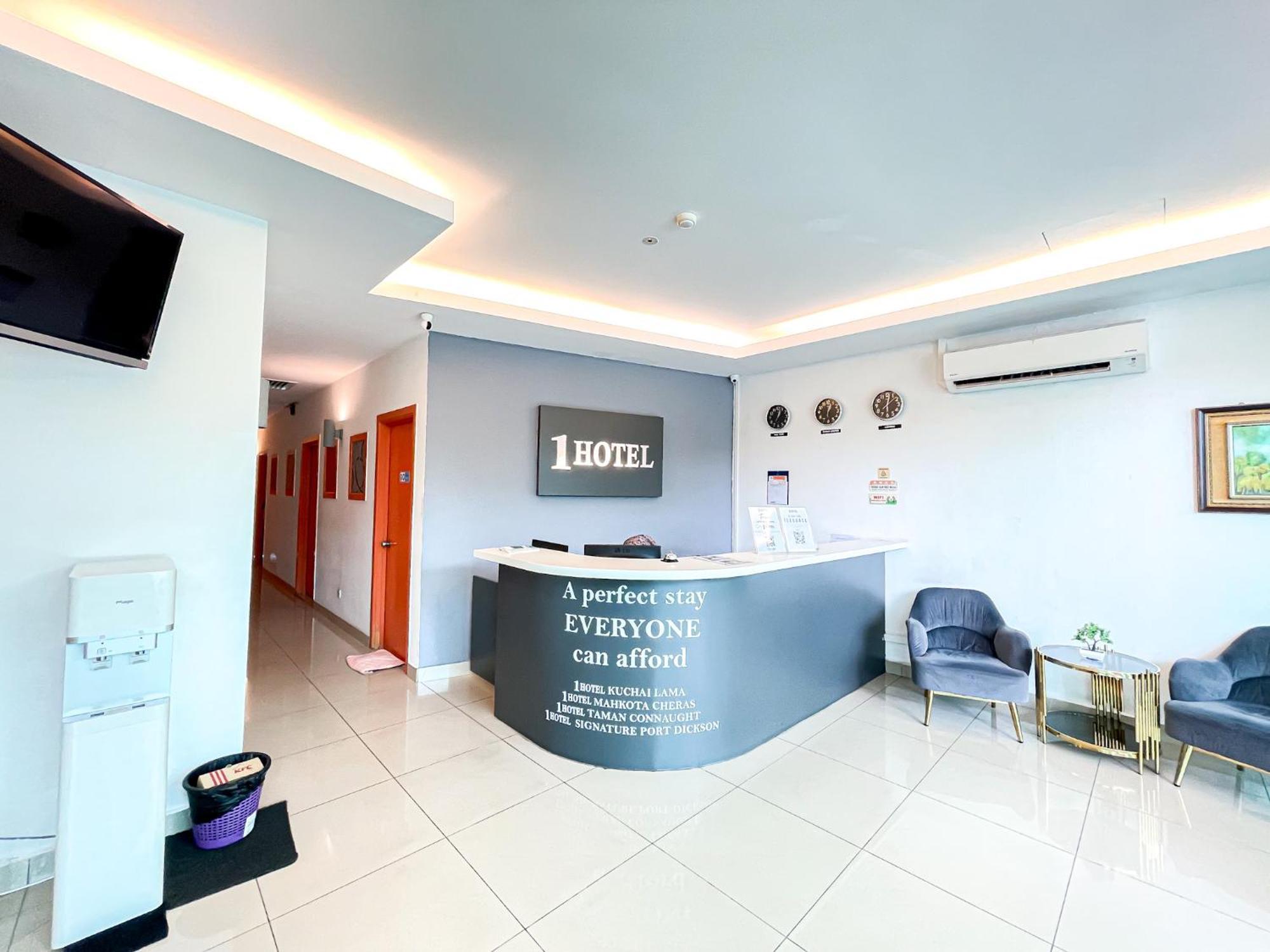 1 Hotel Mahkota Cheras Buitenkant foto