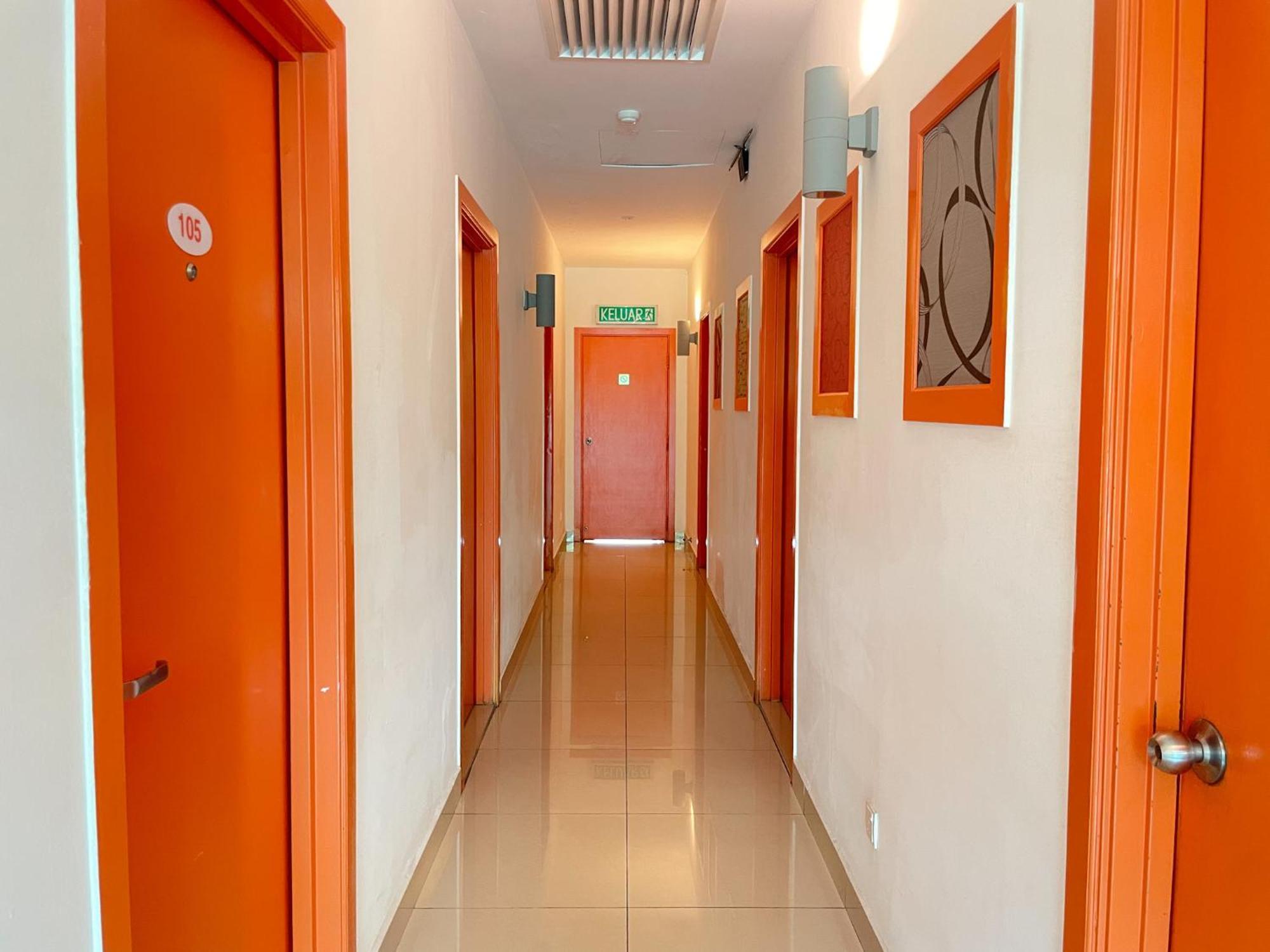 1 Hotel Mahkota Cheras Buitenkant foto