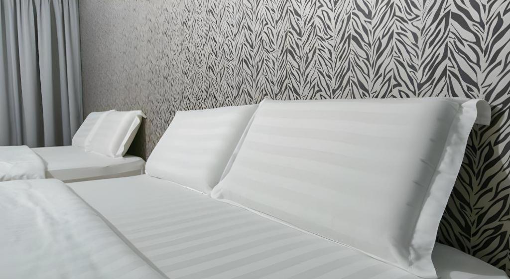 1 Hotel Mahkota Cheras Buitenkant foto