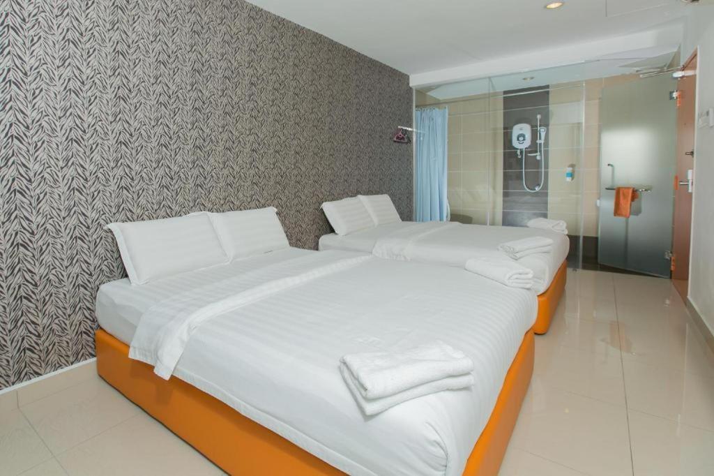 1 Hotel Mahkota Cheras Buitenkant foto